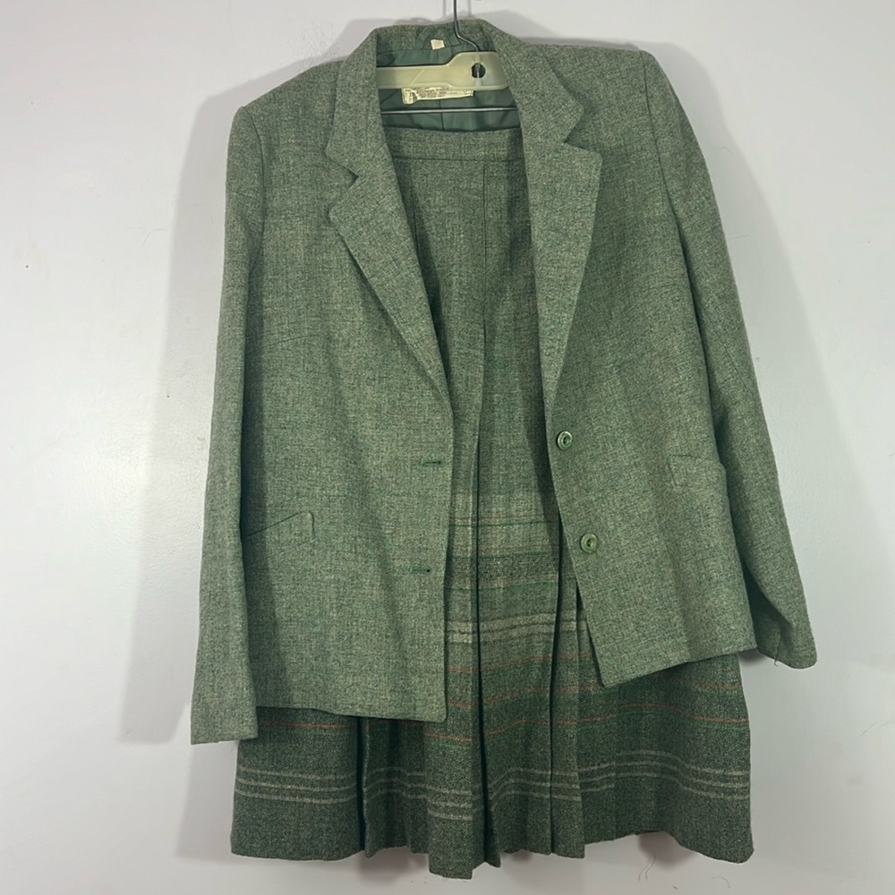 Classic Green Blazer and Skirt Set